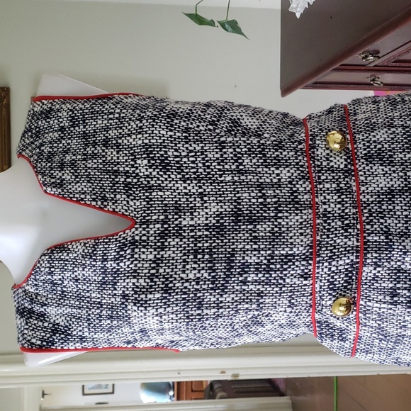 Tweed Dress - Picture 2 of 7